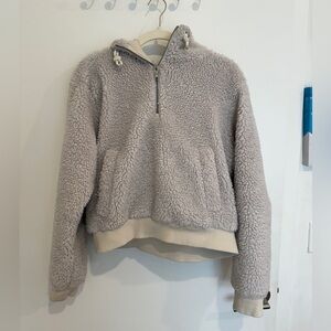 Cozy Cream Lululemon Sz 8 Sherpa Pullover